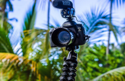 2023年短视频行业还能不能做（推荐两个素人能玩的方向！）